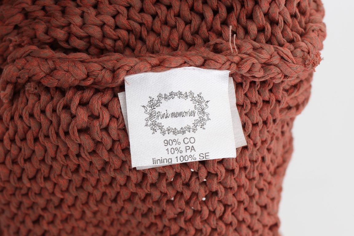 179252-red-cotton-blend-knitted-sleeveless-sweater-6.jpg