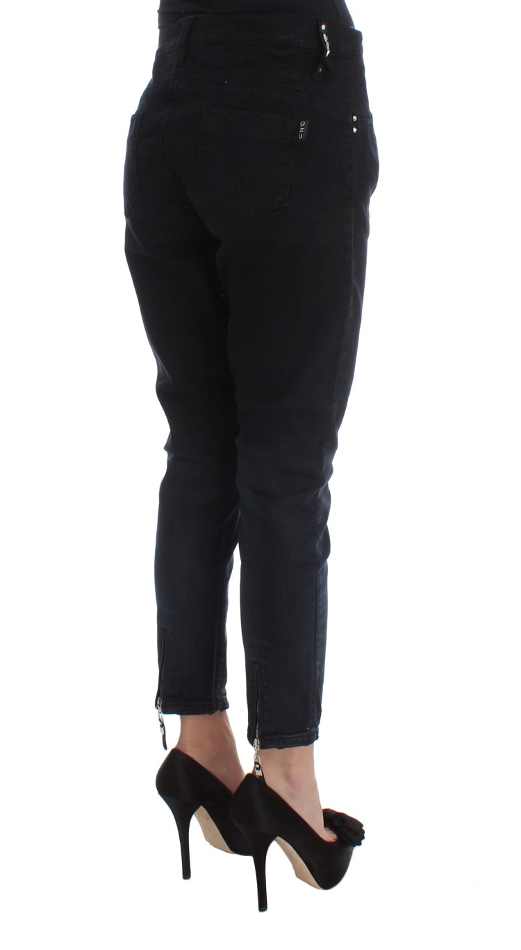 318519-black-cotton-slim-fit-cropped-jeans-3.jpg