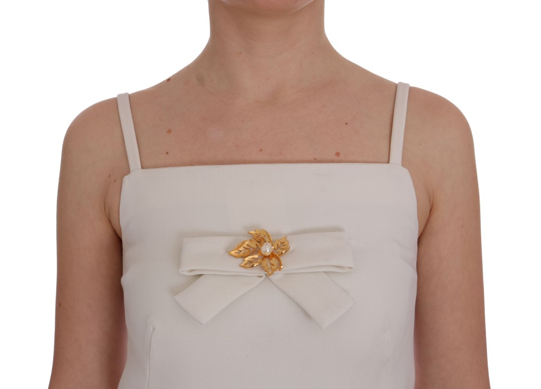 441593-white-wool-stretch-brooch-shift-dress-4.jpg