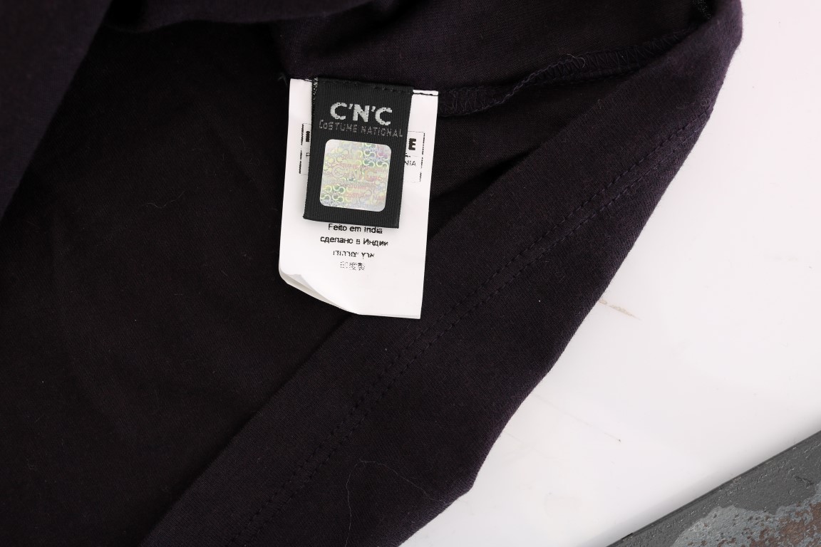 455679-purple-v-neck-cotton-t-shirt-7.jpg
