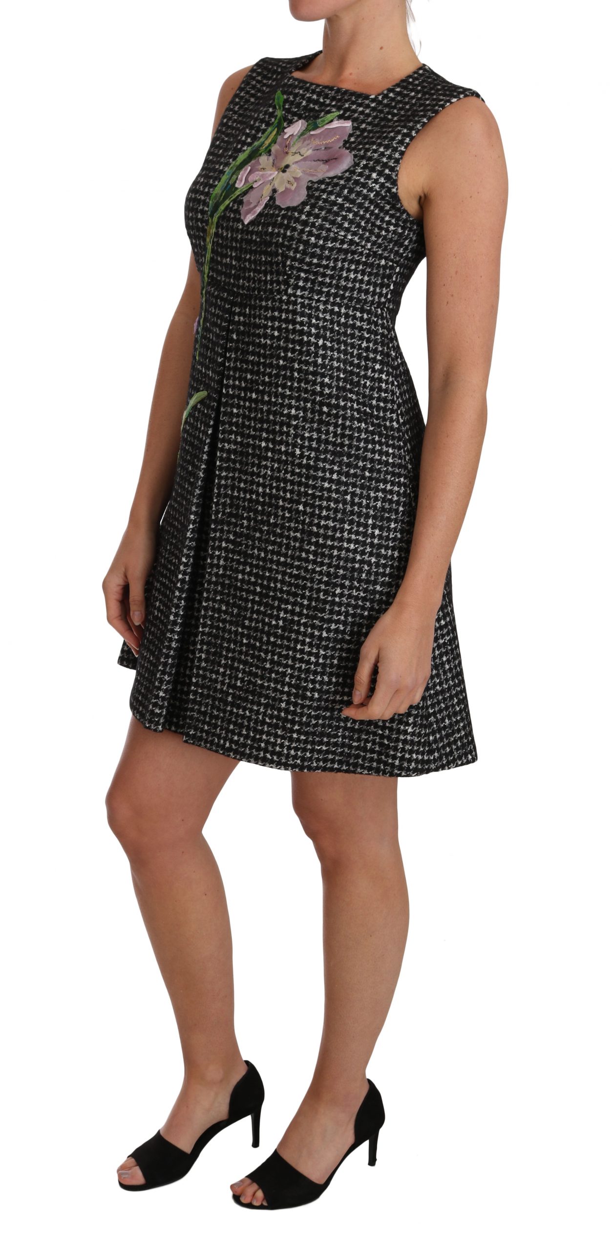 637476-gray-tulip-embroidered-a-line-shift-dress-3.jpg